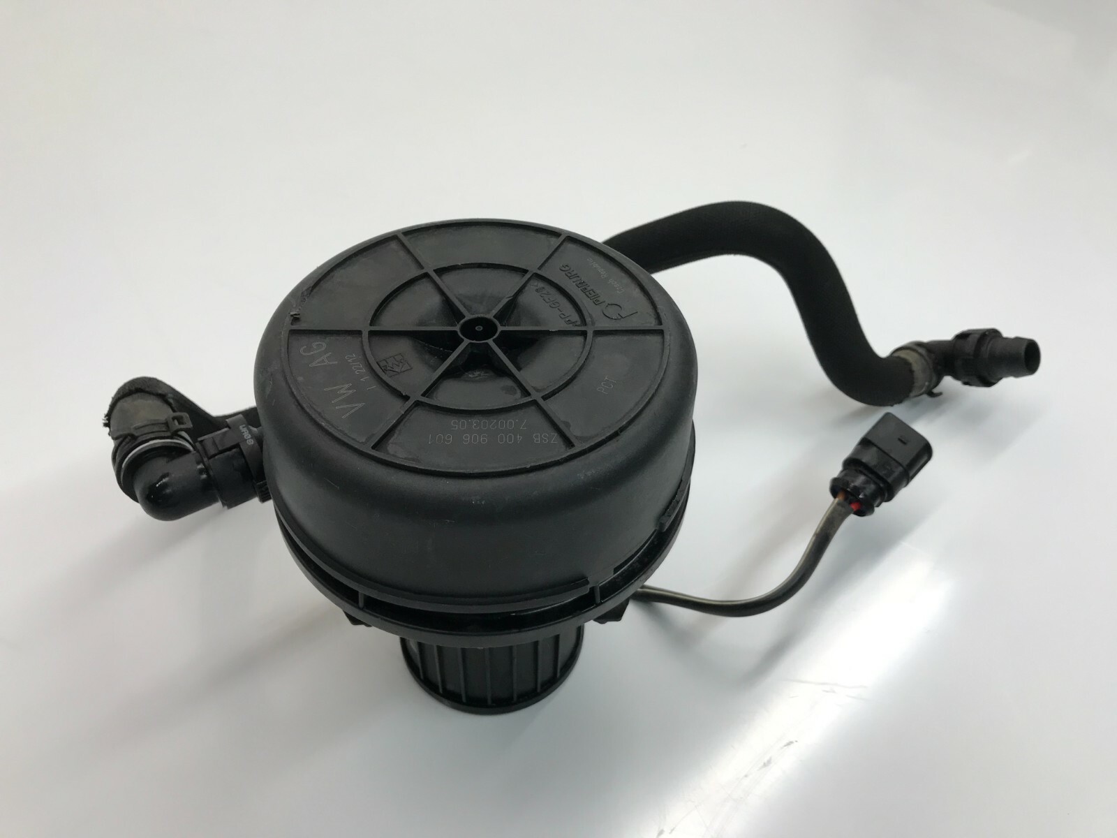 LAMBORGHINI GALLARDO LP560 570 SECONDARY AIR SYSTEM PUMP W/ HOSE OEM 400906601