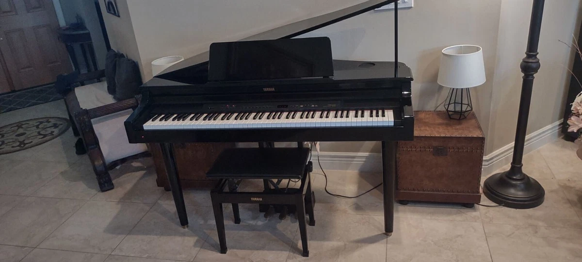 Yamaha Clavinova clp 555