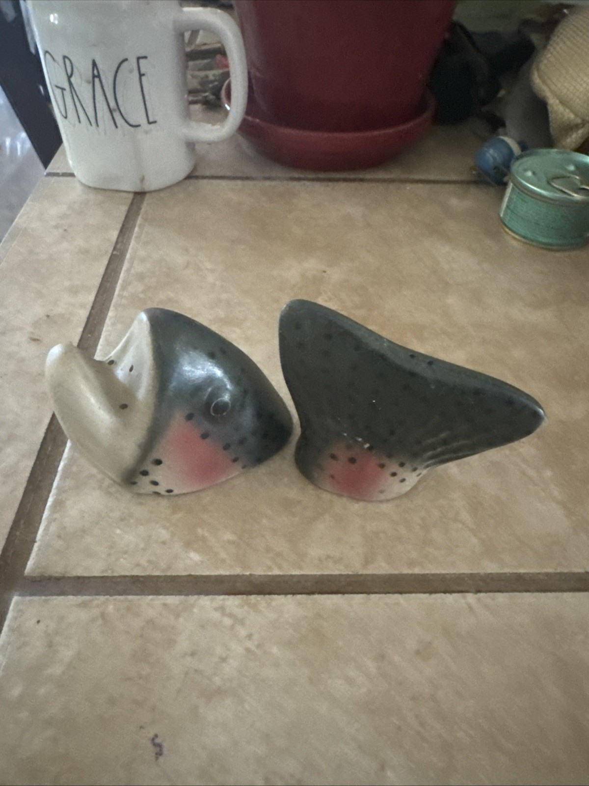 VTG RAINBOW TROUT SALT & PEPPER SHAKERS Head 3”T x 3.5”L TAIL 3+”T x 3.75”L
