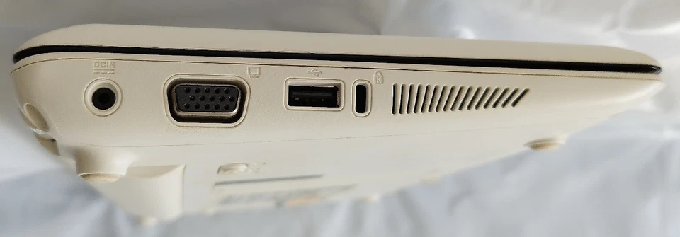 Asus Eee PC 1005HA Portatil con WiFi hasta 300Mbits y disco de 128 SSD - Imagen 4 de 4