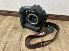ID8073: Canon EOS 10D DSLR Camera - Used - Minor Scratches  Dirt