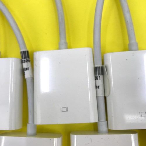 Apple 30-pin to VGA Adapter Cable A1368 For iPad, iPhone,iPod -Lot of 10 #87 z63 - Picture 3 of 12