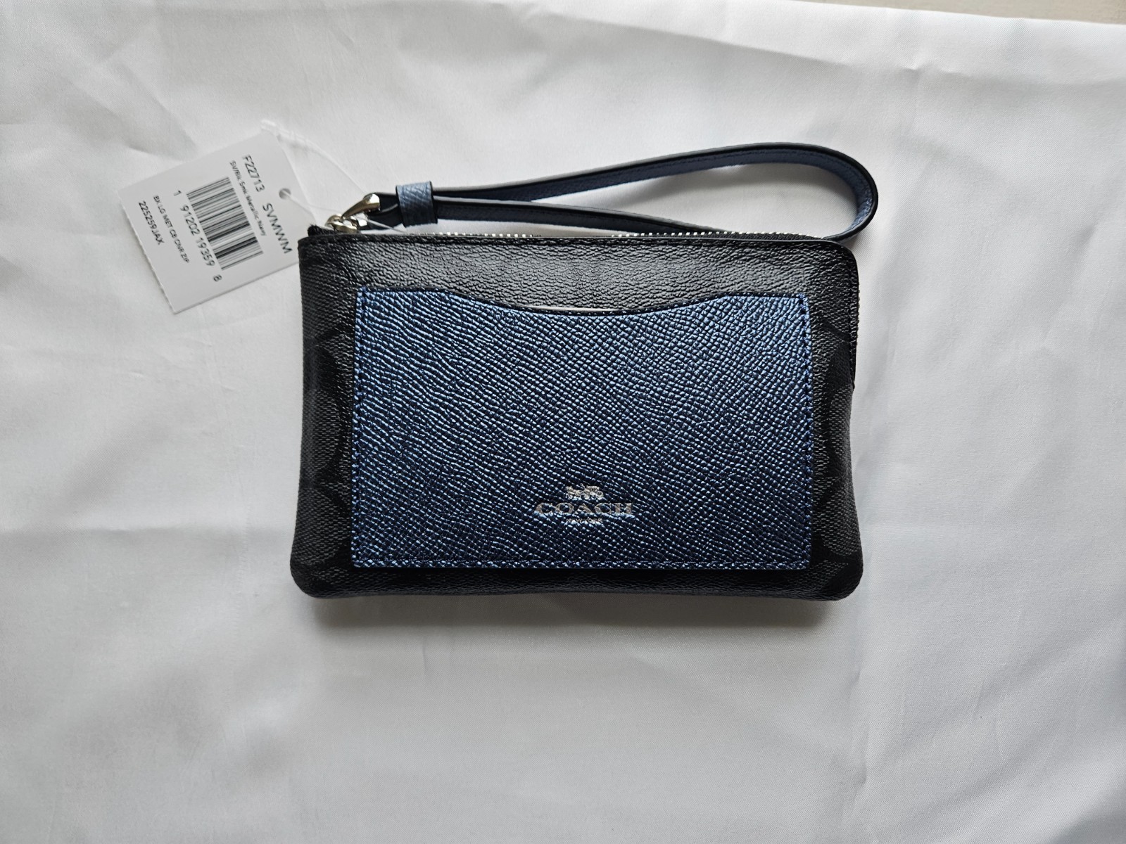 Coach Boxed Corner Zip Wristlet (Style F22713)- Black/Navy Blue Metallic