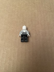 LEGO Star Wars Minifigure - Asajj Ventress - From Set 75087 sw0615