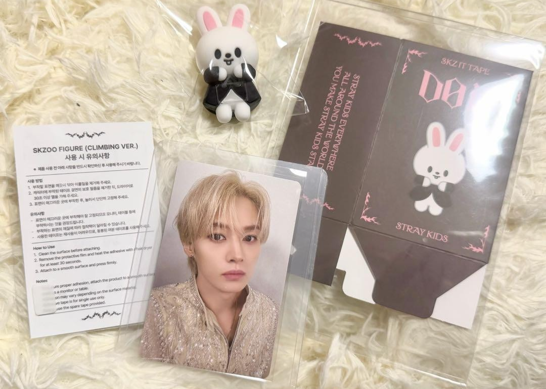 Stray kids Do it SKZOO FIGURE CLIMBING Official with photocard set