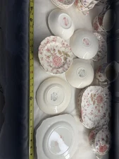 johnson brothers rose chintz Set Of 58 Pieces