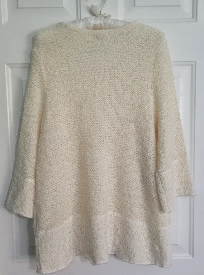 Suéter feminino Chico's Off-White malha, acabamento em renda manga 3/4 tamanho grande 2-G - Imagem 2 de 4