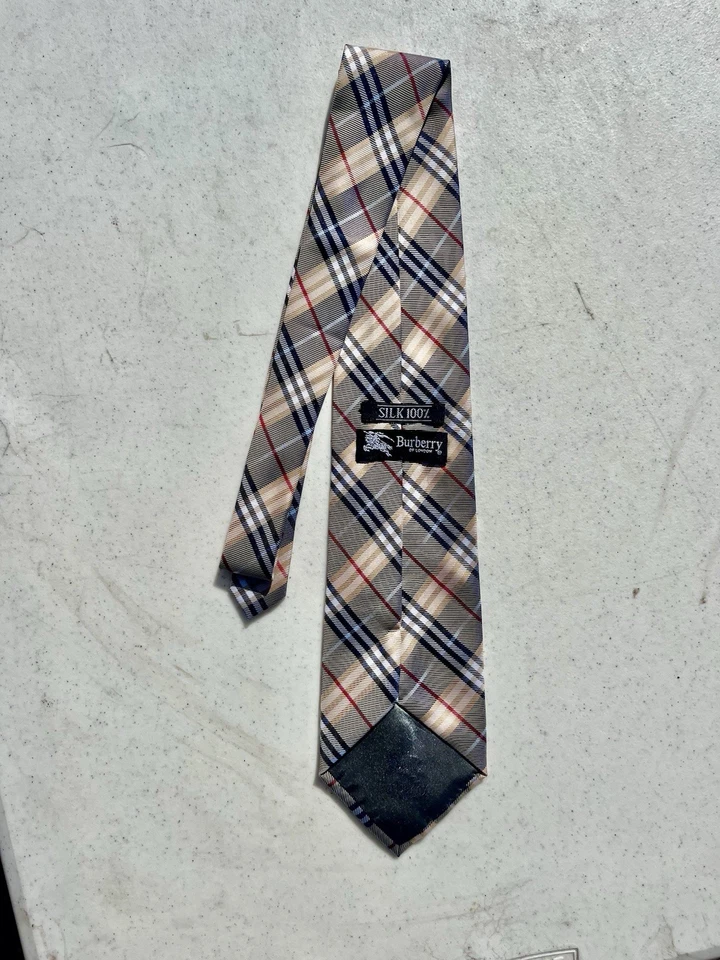 Corbata de seda vintage Burberry of London para hombre a cuadros escoceses 100 % seda Foto 4 de 4