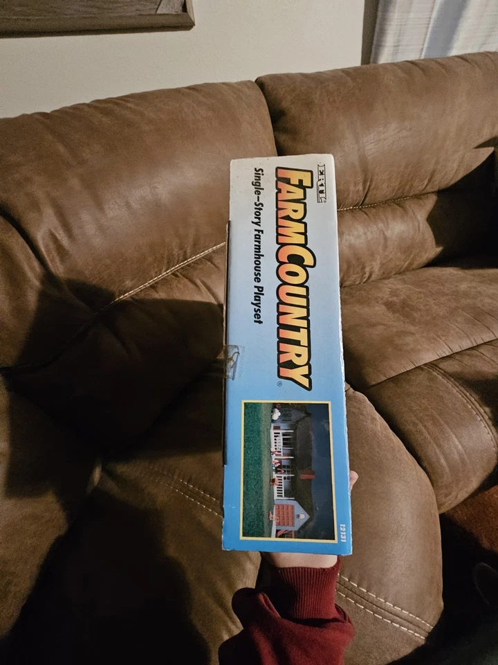 1/64 Ertl Farm Country Farm House Set Single Story Brand New  - Image 2 of 4