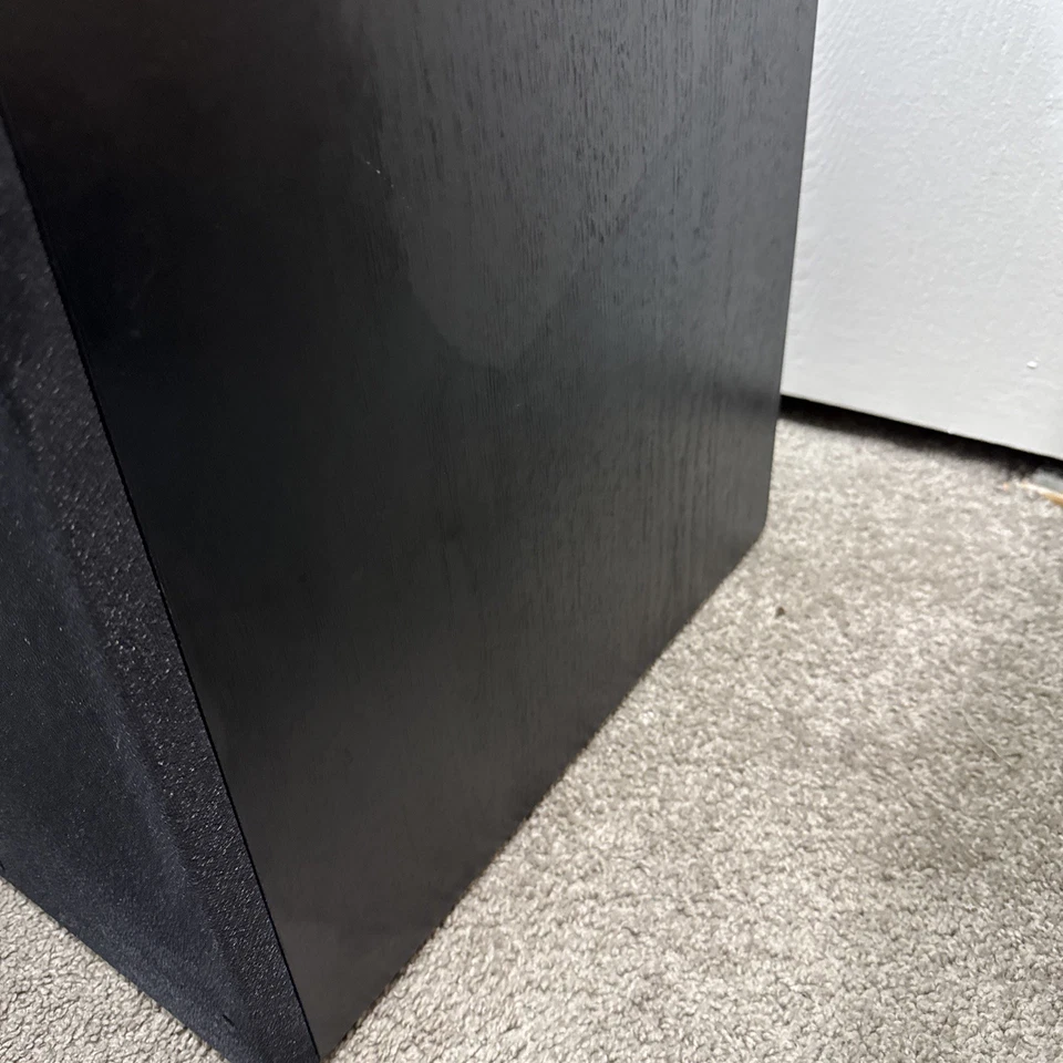 "Subwoofer alimentado de disparo frontal BIC America Formula serie F-12 ~ 475 vatios" Foto 3 de 4