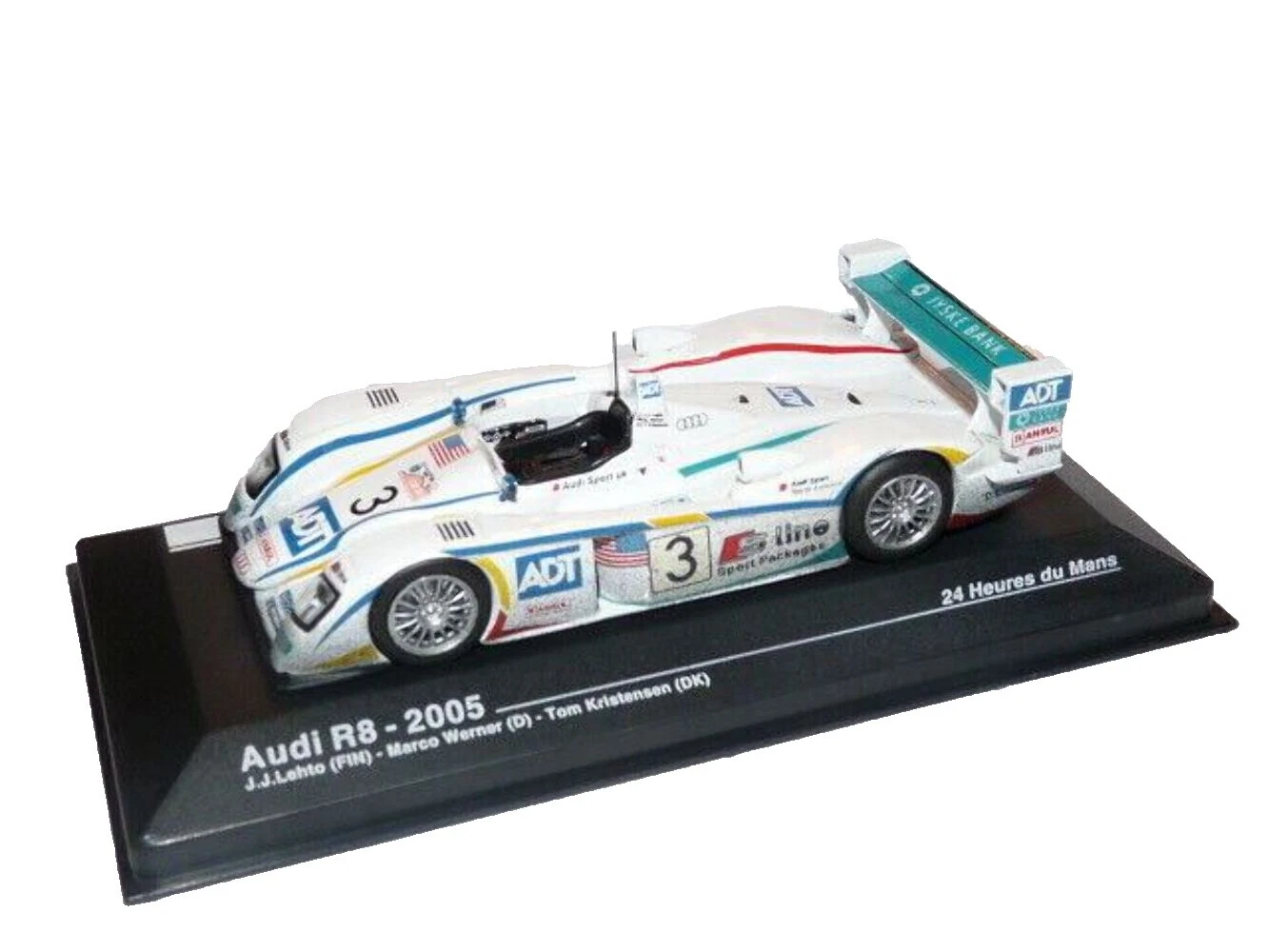 Литые модели гоночных автомобилей Audi 2005 год год год выпуска автомобиля