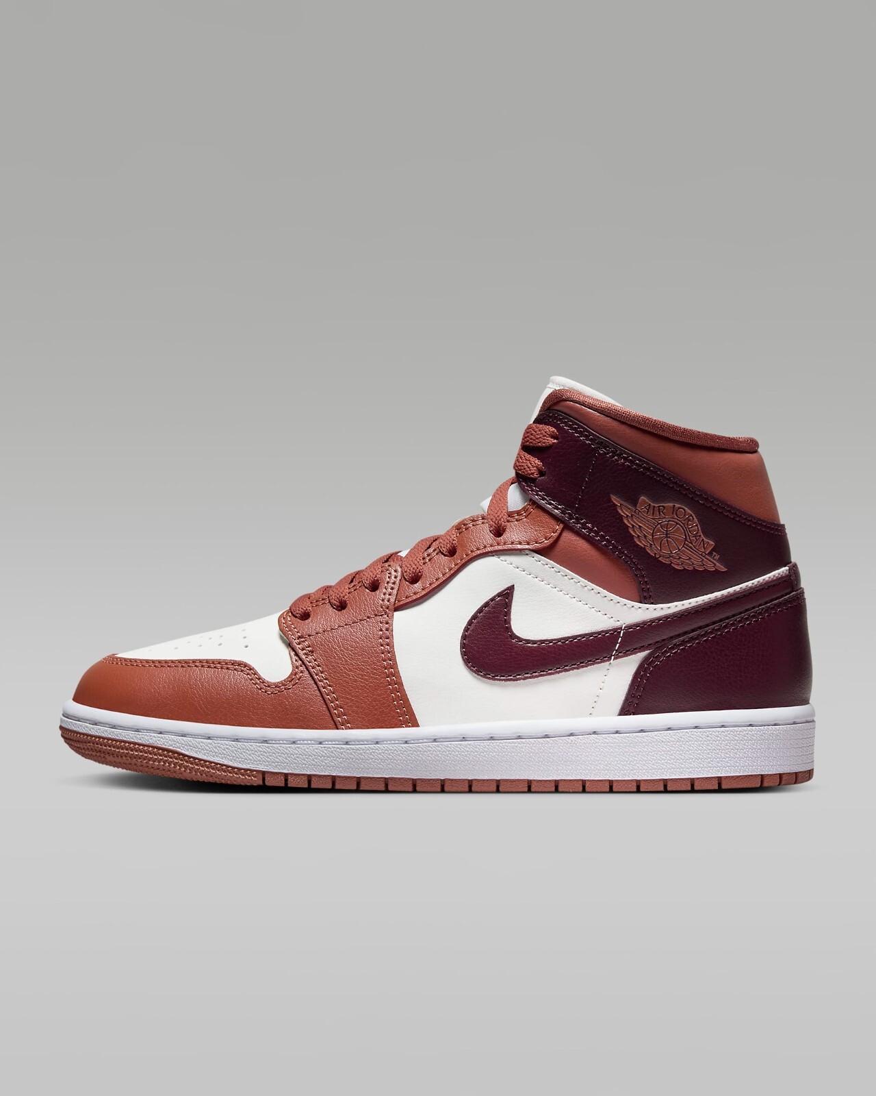 Женская обувь Nike Air Jordan 1 средне- пыльного персикового цвета BQ6472-200 с доставкой по Украине