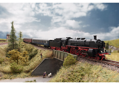 Minitrix 16188 Locomotive BR 18 613 DB Era III (S3/6) SOUND NEW