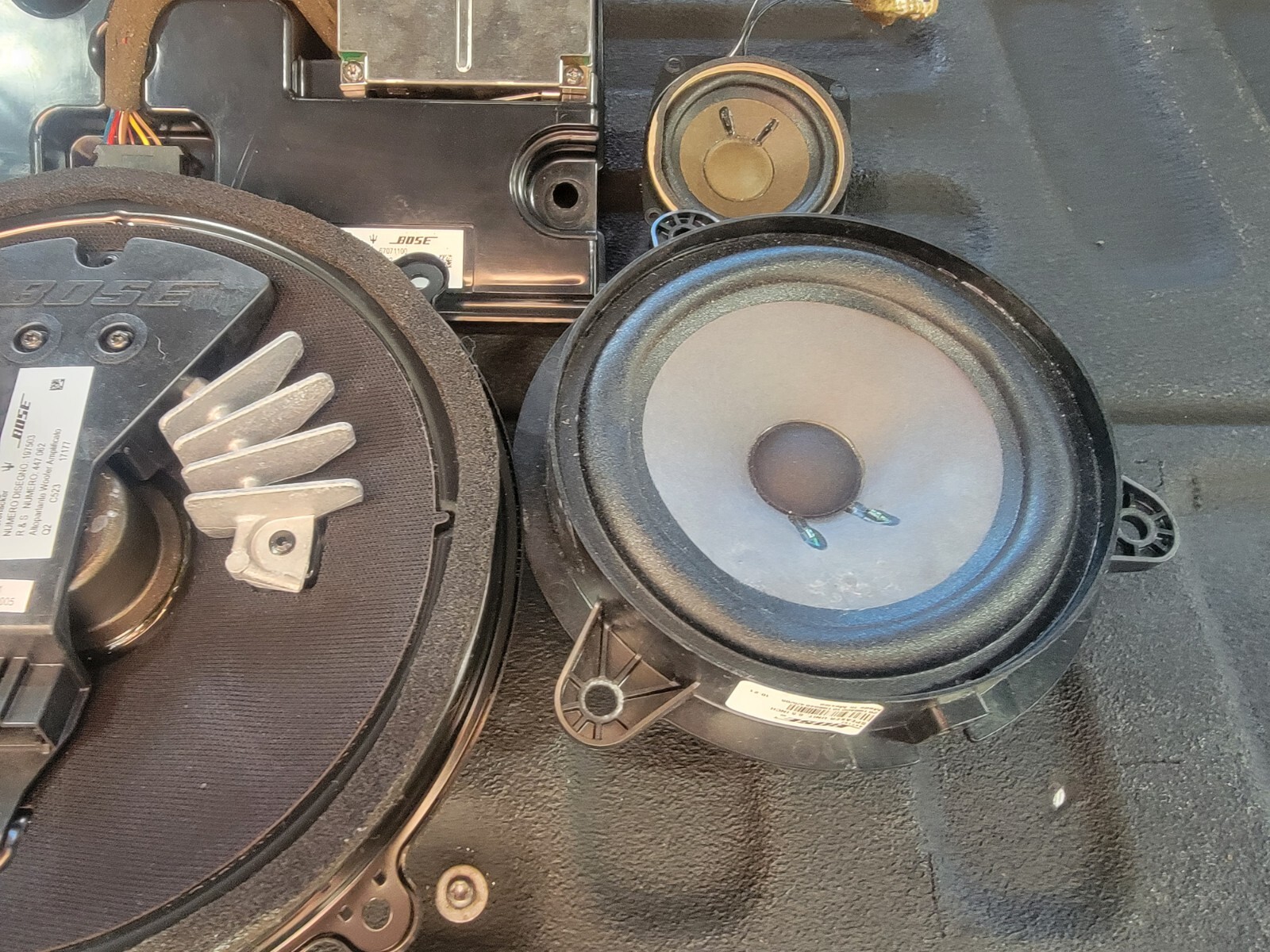 2005-2008 Maserati Quattroporte M139 Speakers And Subwoofer Set BOSE OEM