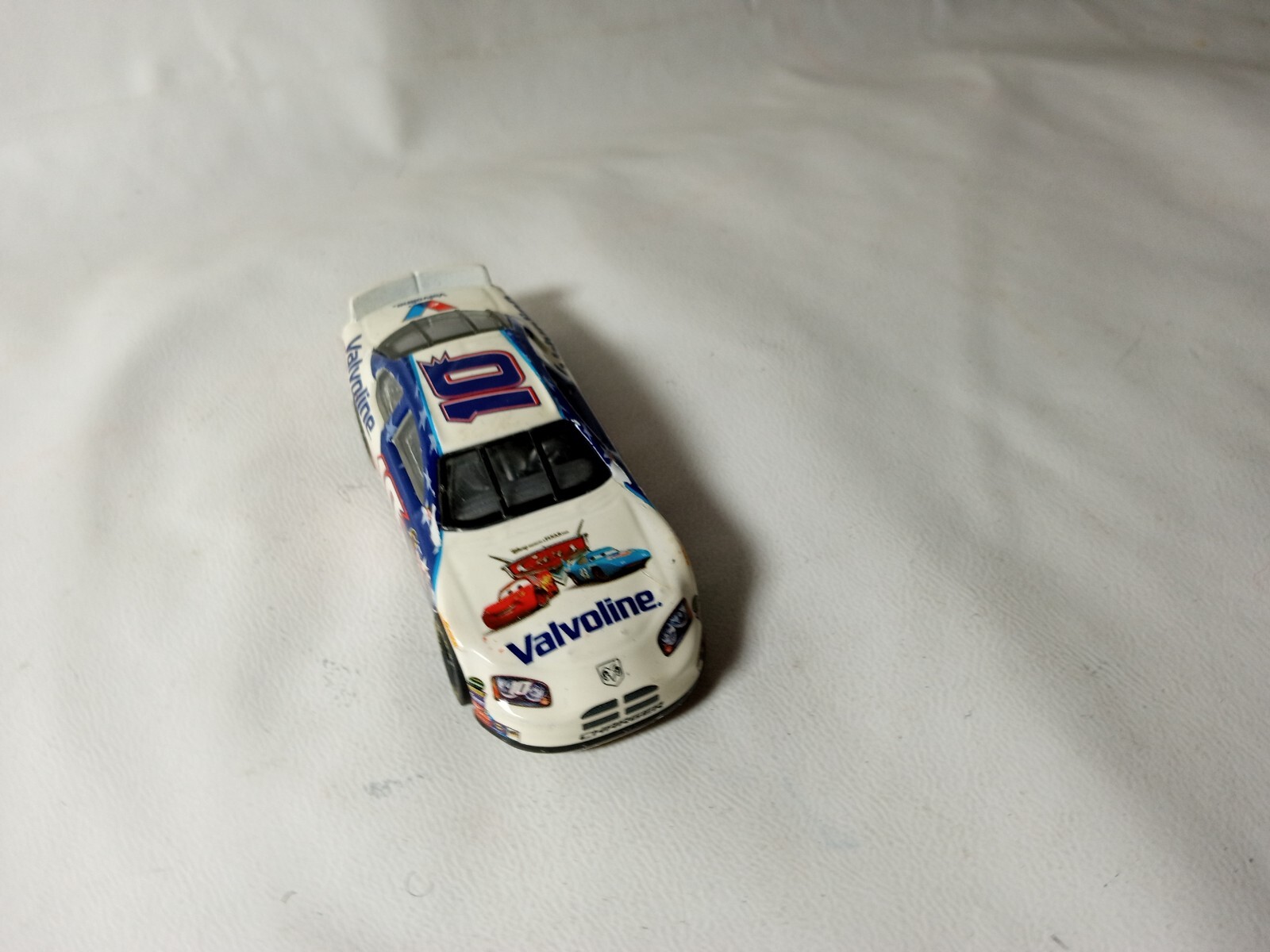 Picture 3 of 12