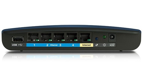 Cisco Linksys E3200 300 Mbps 4-Port Ethernet Gigabit Wireless N Router Tested - Picture 2 of 2