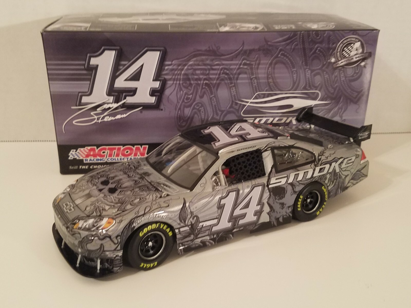 2010 Tony Stewart 14 humo Fantasy Puerta Serial 014 1 24 Cuna hallazgo raro 2010 Tony Stewart 14 humo Fantasy Puerta Serial 014 1 24 Cuna hallazgo raro