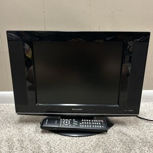 Sharp Liquid Crystal TV Model LC-15AV7U Television Gaming Kitchen w Remote 15"