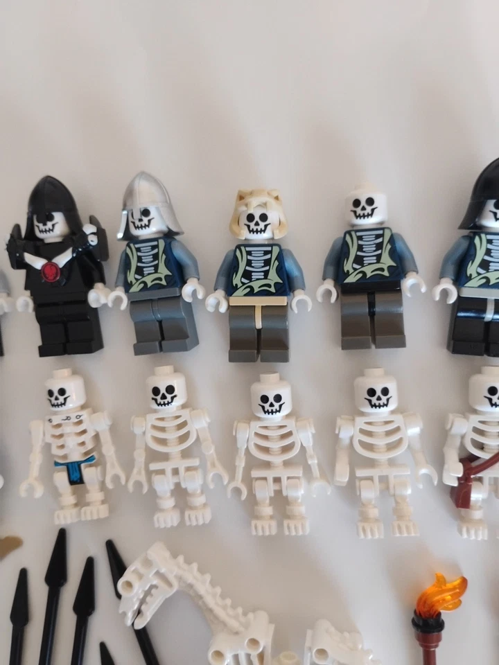 Lego Castillo Fantasía Era Esqueleto Ejército Lote Dnd Guerreros Minifiguras Paquete de Batalla Foto 3 de 4