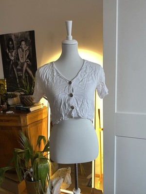 Tshirt top knöpfe oberteil cropped gr.m buttoned up coquette top