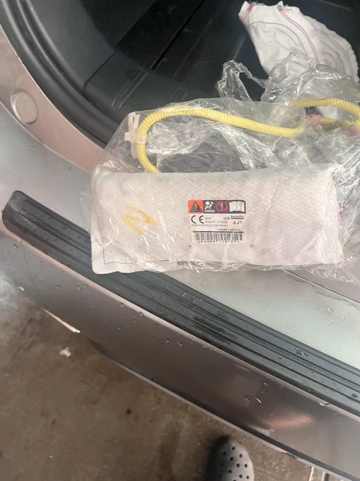 Airbags asiento trasero izquierdo lexus rx 350 Foto 3 de 3