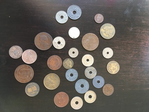 27 antique French France coins: 1882 5 centimes, 1941 indo-chine francaise - Picture 3 of 4