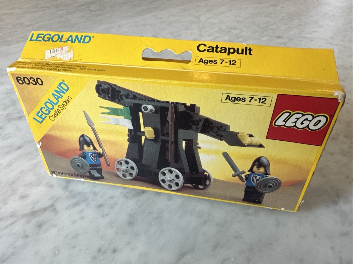 LEGO LEGOLAND Castle Black Falcons: Catapult 6030 (1984) - NEW