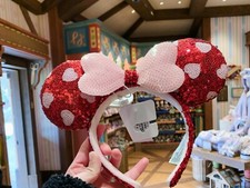 Disney Authentic Red Heart sequined Minnie mouse ear Headband Disneyland