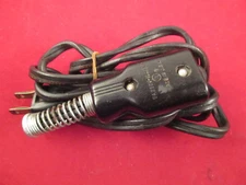 Leviton Power Electric Cord Small Appliance Plug Heat Cord 5A-250V 10A-125v  