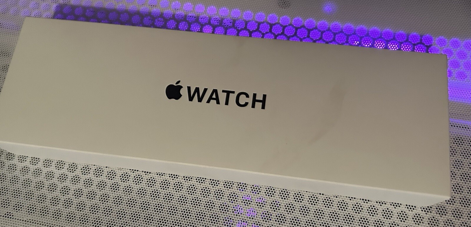 Apple Watch SE 2nd Gen 40mm GPS 32GB Starlight Aluminum Case-image