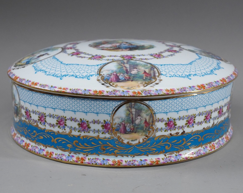 XL Porcelain Trinket Jewelry Box Lidded Sweets Dish Limoges Hand Painted