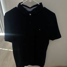 Tommy Hilfiger Men s Black Solid Regular Fit ...