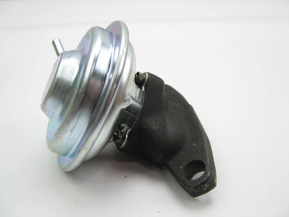 Carter 33-47 EGR 阀 - 1975 - 1976 福特野马 II,Pinto 2.8L 171 V6 — 第 2/4 张图片