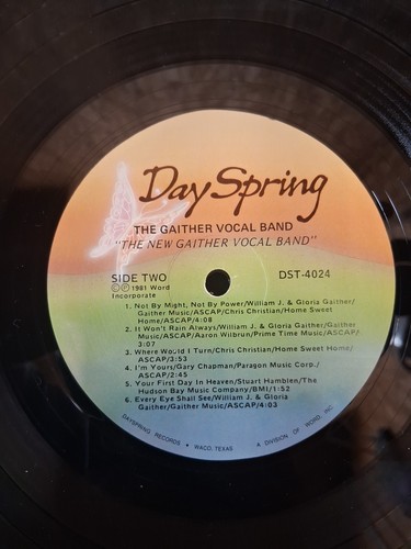 The New Gaither Vocal Band LP DaySpring DST4024 Southern Gospel Vinyl - Picture 8 of 10