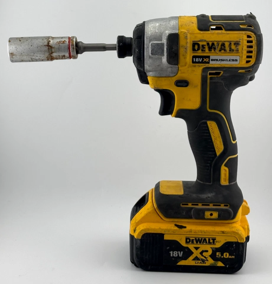 DeWalt DCF787 18V Brushless Impact Driver With 5.0Ah Battery - Image 2 of 4