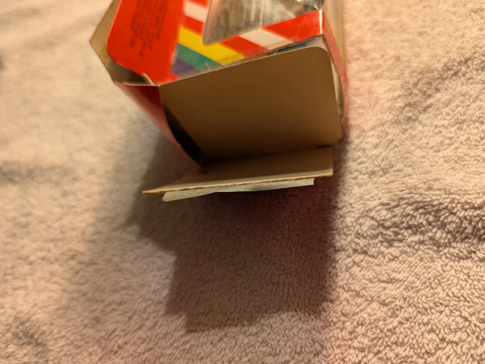 NEW Britains Farm Models Tractor & Mini Trailer 1:32 9431 - Image 3 of 4