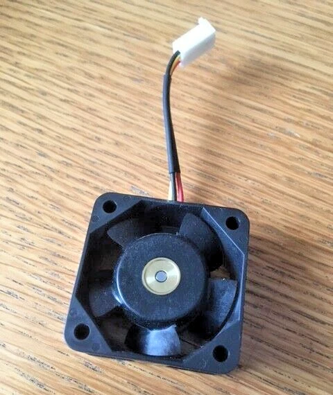 Sanyo Denki 24vDC Cooling Fan - SanAce40  40 x 20mm -High Performance, long life - Image 3 of 4