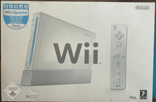 Nintendo Wii Konsole mit 5 Controlern und Nun...