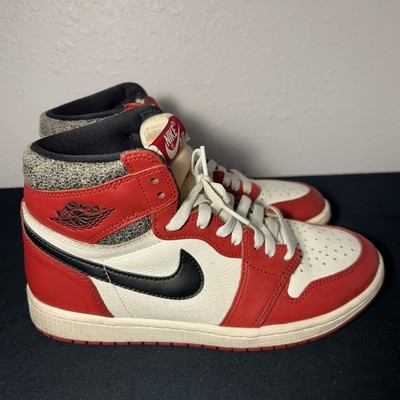 Nike Air Jordan 1 Retro High OG Chicago Lost and Found Red White Black 2022