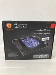 Thermaltake Notebook Cooler P/N : CLN0015 Massive 23 LX, Powers On