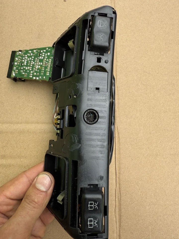 90-02 梅赛德斯 R129 SL500 SL320 头顶圆顶灯按钮开关带线束 — 第 4/4 张图片