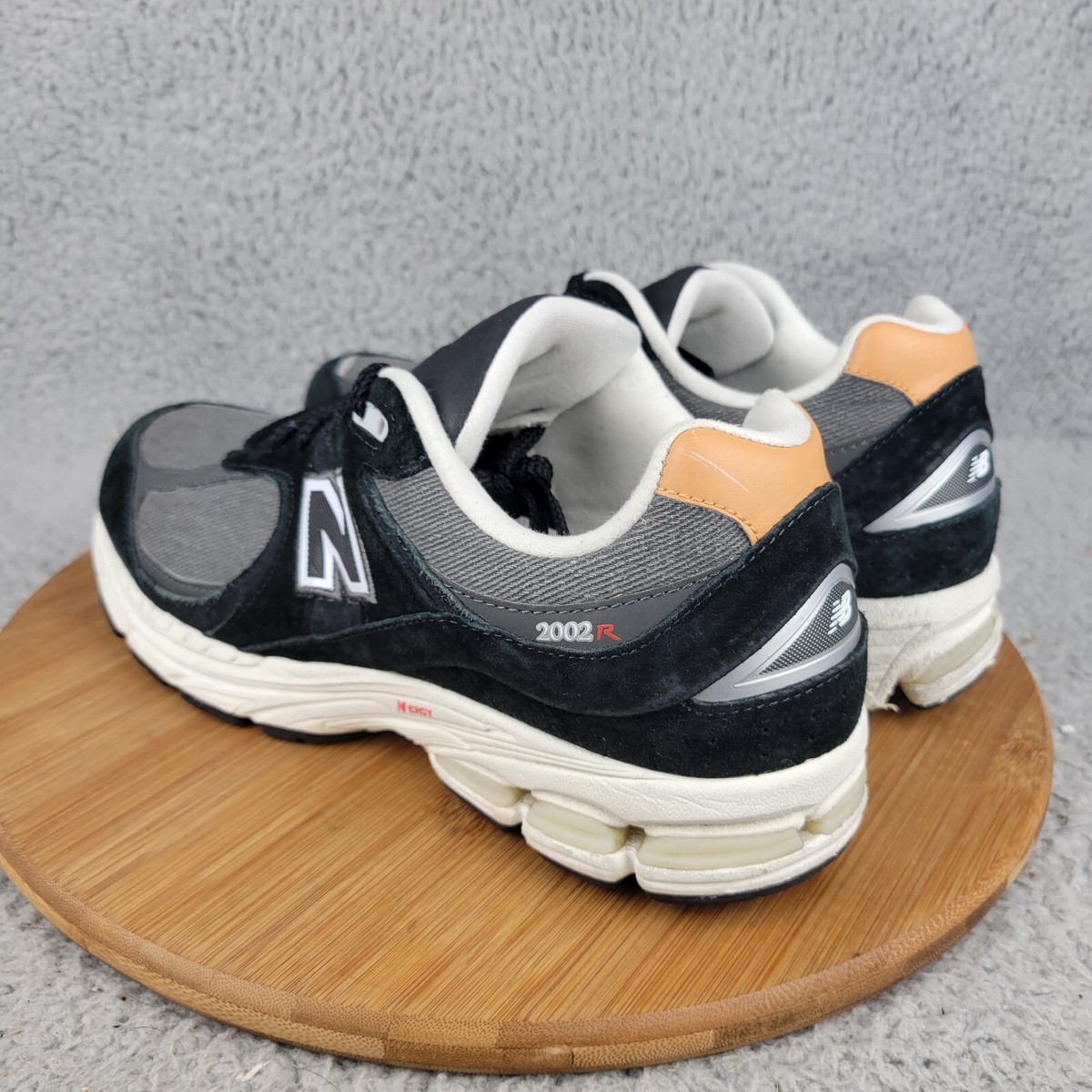 Mens Size 8.5 New Balance 2002R 'Black Sepia' M2002REB Shoes