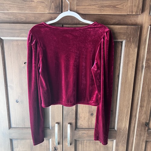 FOREVER 21 Contemporary-Burgandy Long Sleeve Crop Velvet Top Size XL - Picture 7 of 20