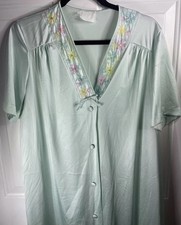 Vintage JC Penney Silky Nylon Nightgown Womens M Antron USA Floral Snap Front