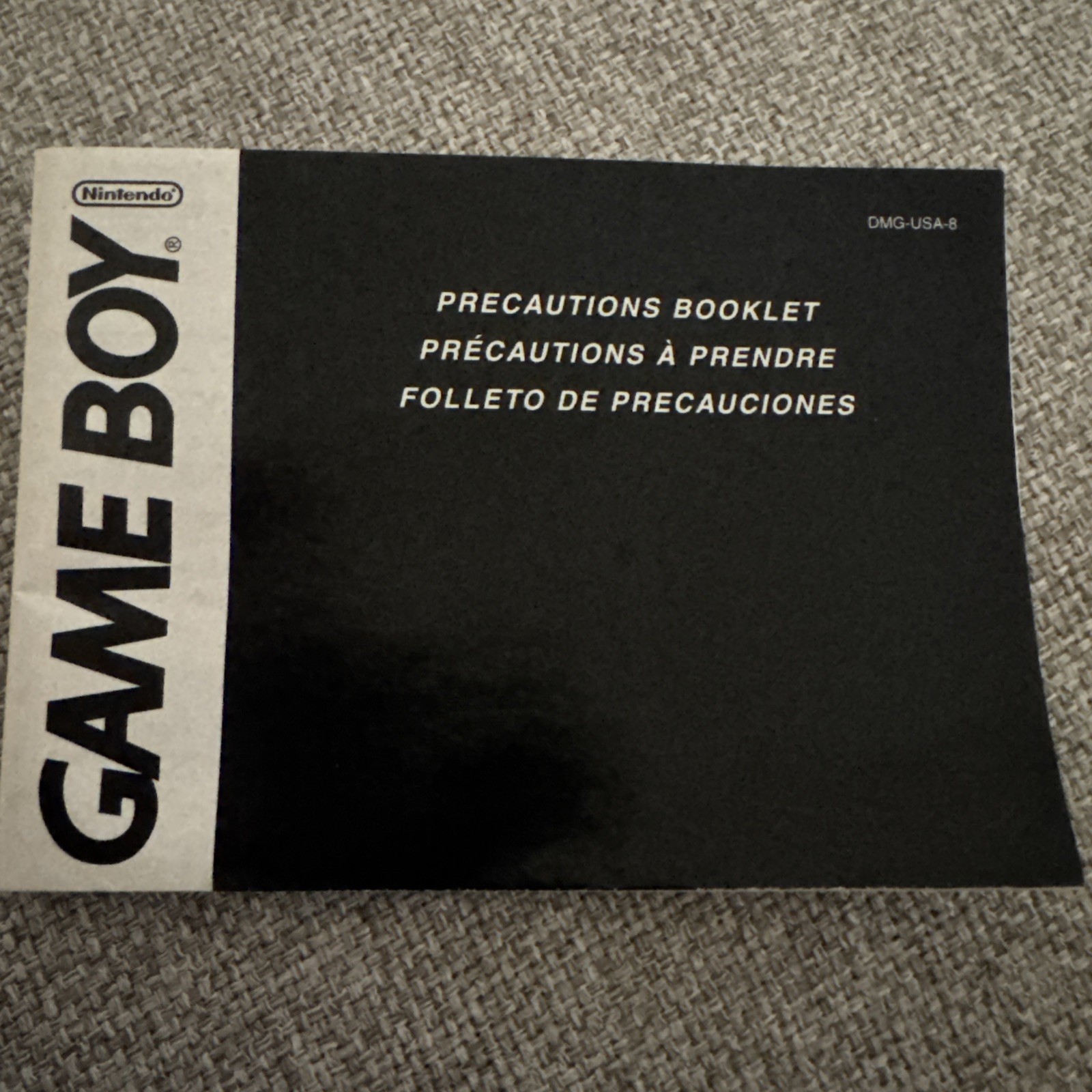 Folleto de información y precauciones para el consumidor Game Boy desplegable U/DMG-USA-8