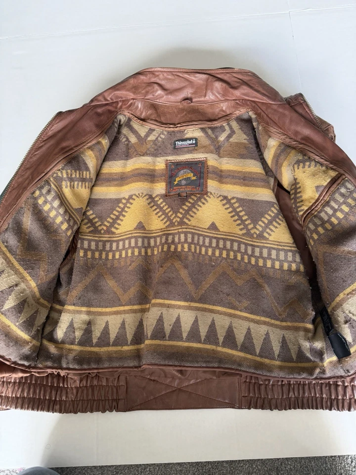 Chaqueta Bomber De Colección Wilsons Adventure Encuadernada Cuero Marrón Gamuza Aislante Para Hombres M Foto 4 de 4