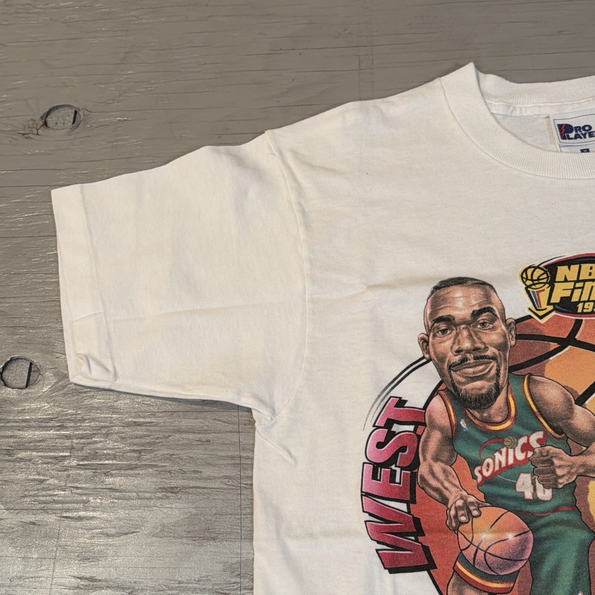 Vintage 1996 NBA Finals Pro Player Bulls VS Sonics Caricature