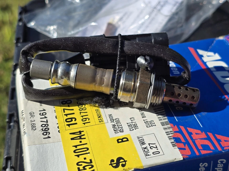 AFS138 ACDelco O2 Oxygen Sensor 19178961 for Chevy Avalanche Suburban Yukon GMC - Image 2 of 4