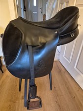 Treeless Ghost Torino saddle (piccolo size) with Zelea real sheepskin seat saver