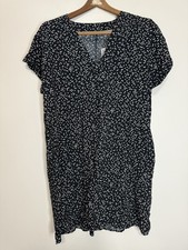 Gap NWT Black and White Polka Dot Dress Shift dress with pockets in size medium